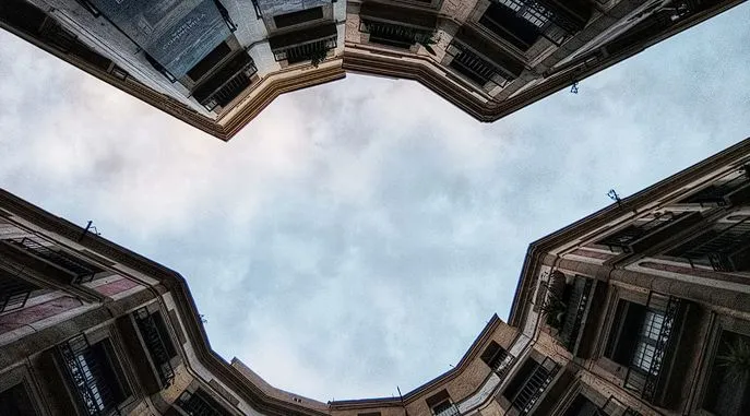 Plaza Milans