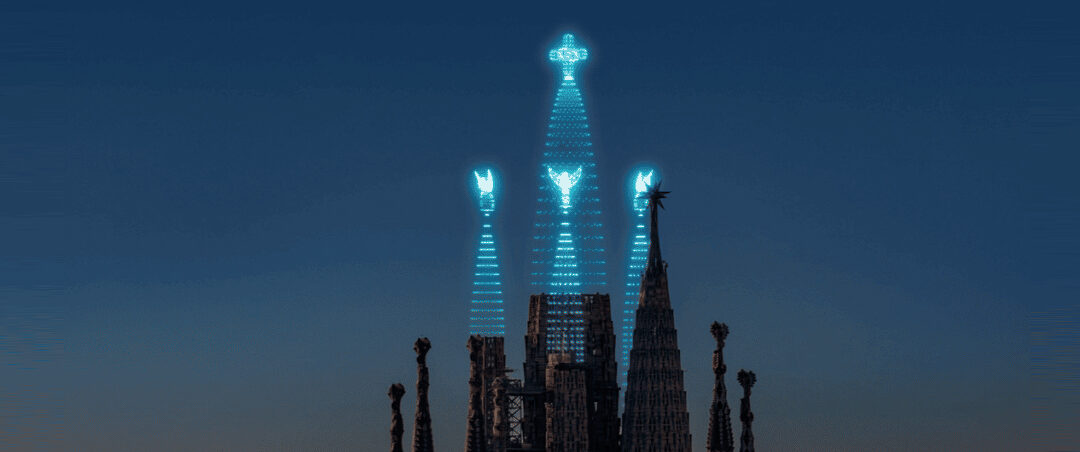 Drones luminosos sobre el Templo de La Sagrada Familia